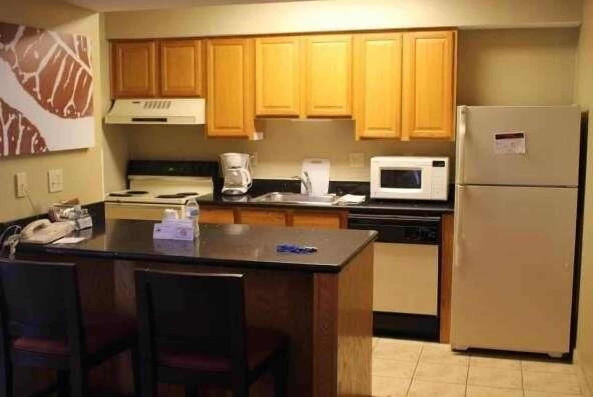 Hawthorn Extended Stay By Wyndham Wichita Exteriör bild